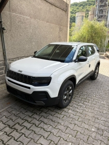 JEEP AVENGER BENZINA ANNO 2025