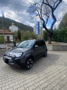 FIAT PANDA  1.0 HYBRID ALLESTIMENTO CROSS