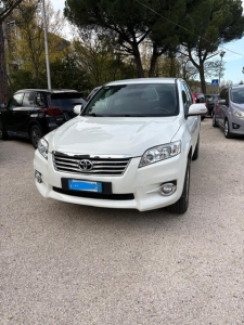TOYOTA RAV 4 2.2 DIESEL ANNO 2010